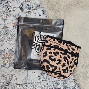 Hydrojug Pro Water Bottle Sleeve Wild Ones Mini Sleeves Savannah Leopard